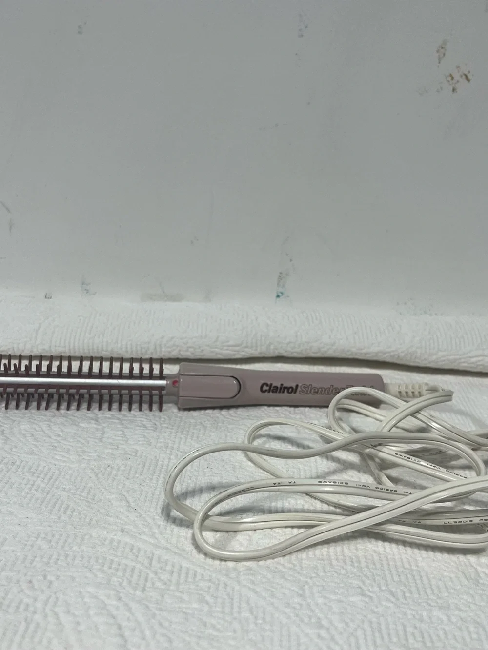Women’s Electric Hair Styling Brush/Curling Iron
